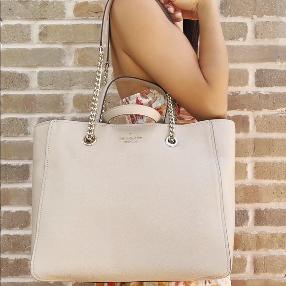 kate spade Handbags - Kate Spade ♠️ Shoulder Bag & Tote